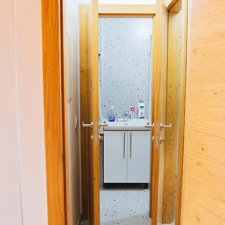 アパート Hafizove Na Uni