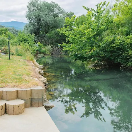 アパート Hafizove Na Uni *