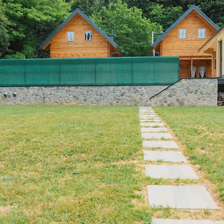 Hafizove Na Uni アパート